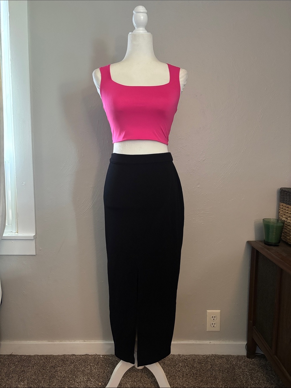 Club Monaco Classic Black Women's Midi Skirt with Front Slit